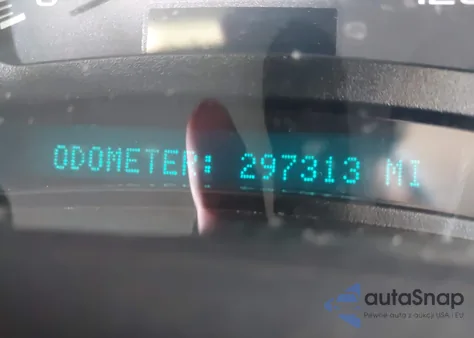 2005 Chevrolet Tahoe Ls из США, поврежденный, VIN 1GNEC13T85R218643